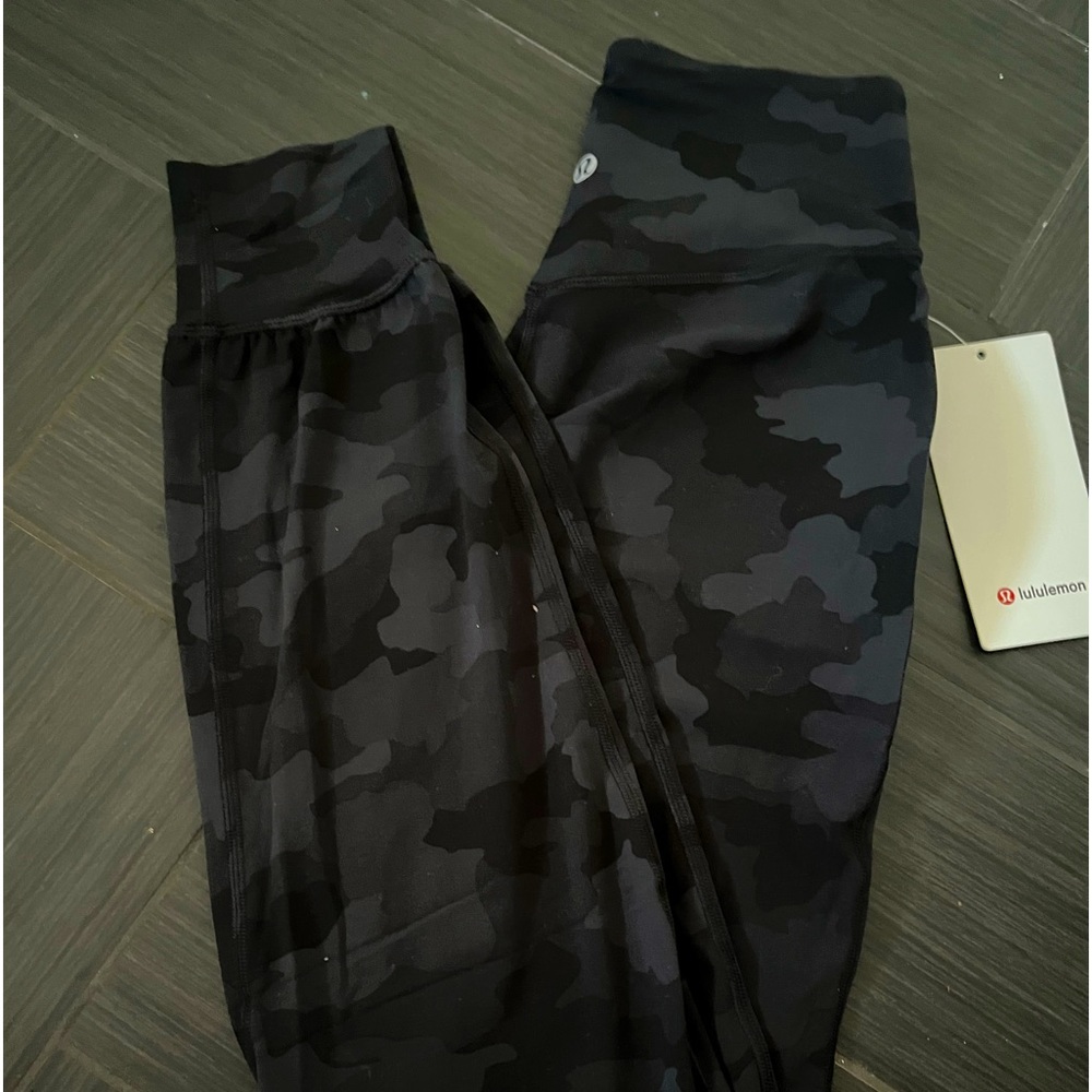 Black camouflage lululemon Align Jogger Full Length